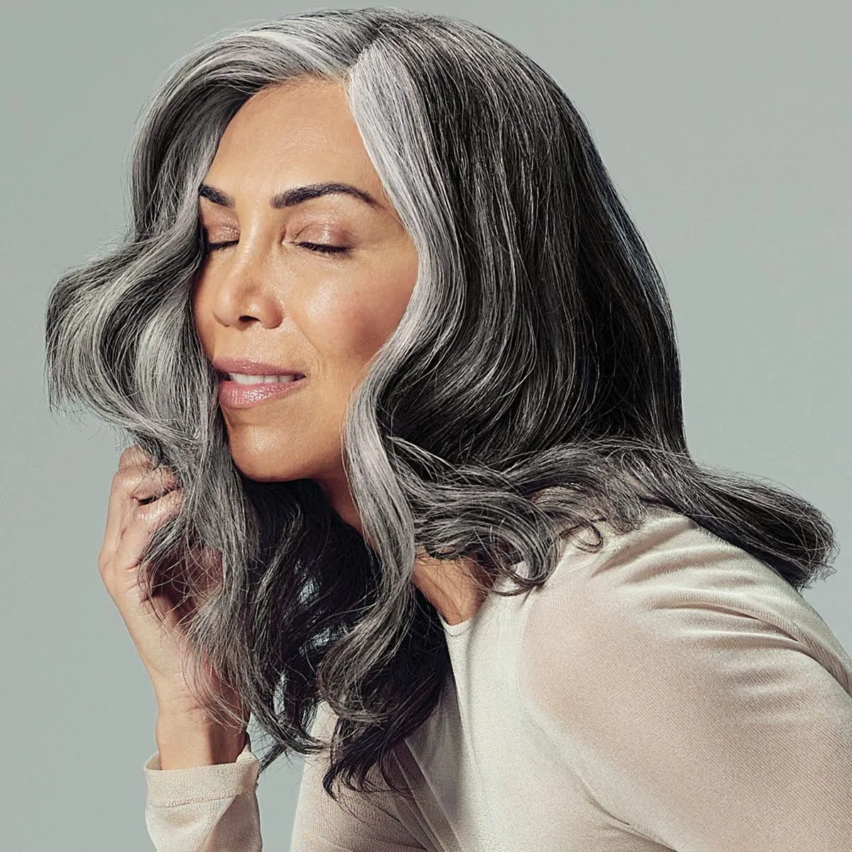 Extra-Body Thicken Up Styling Liquid - Image 4